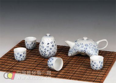 景德鎮(zhèn)當(dāng)代陶瓷精品賞析